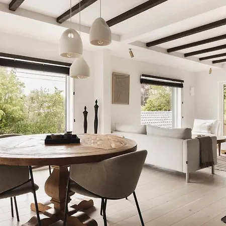 Villa Cozy In