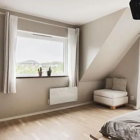 Cozy In Villa